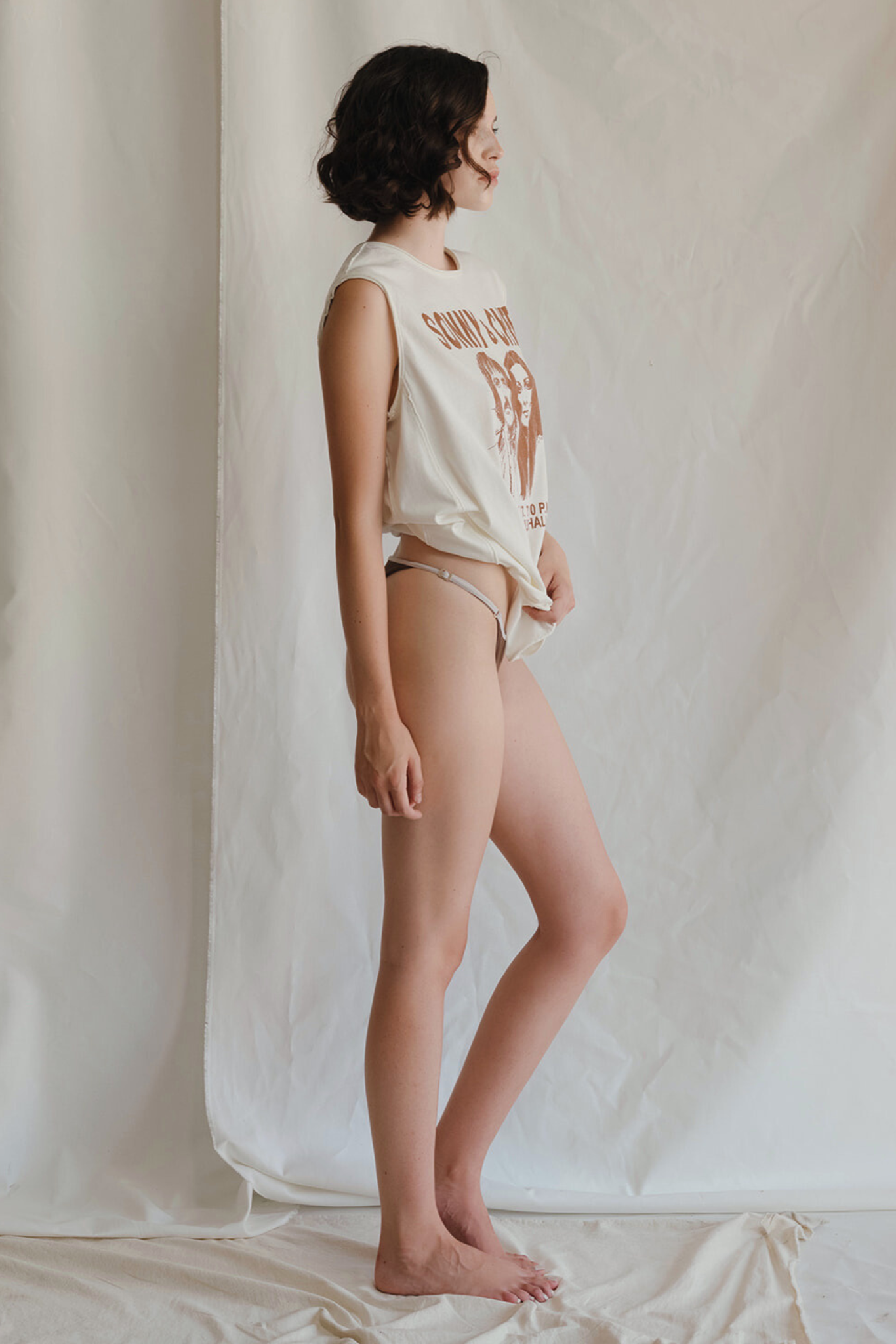 Sonny & Cher Oversized Womens Tank Top Shirt White