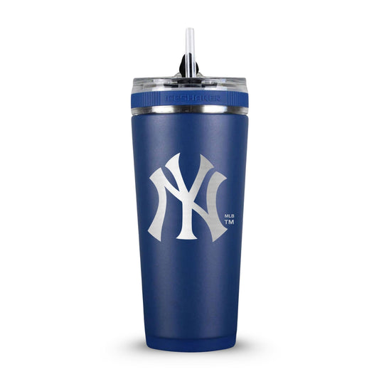 Officially Licensed New York Yankees 26oz Flex Bottle Officially Licensed