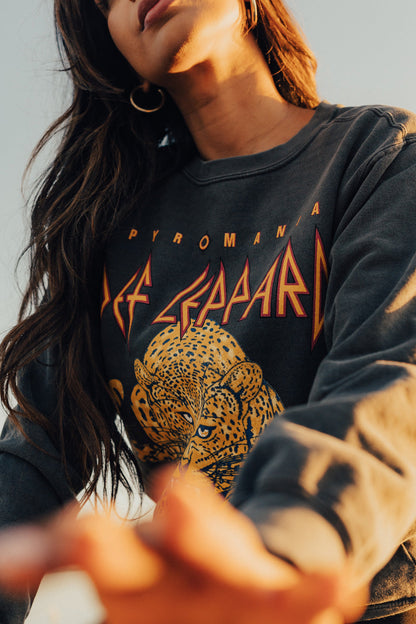 Def Leppard Upcycle Golden Womens Sweatshirt Vintage Black
