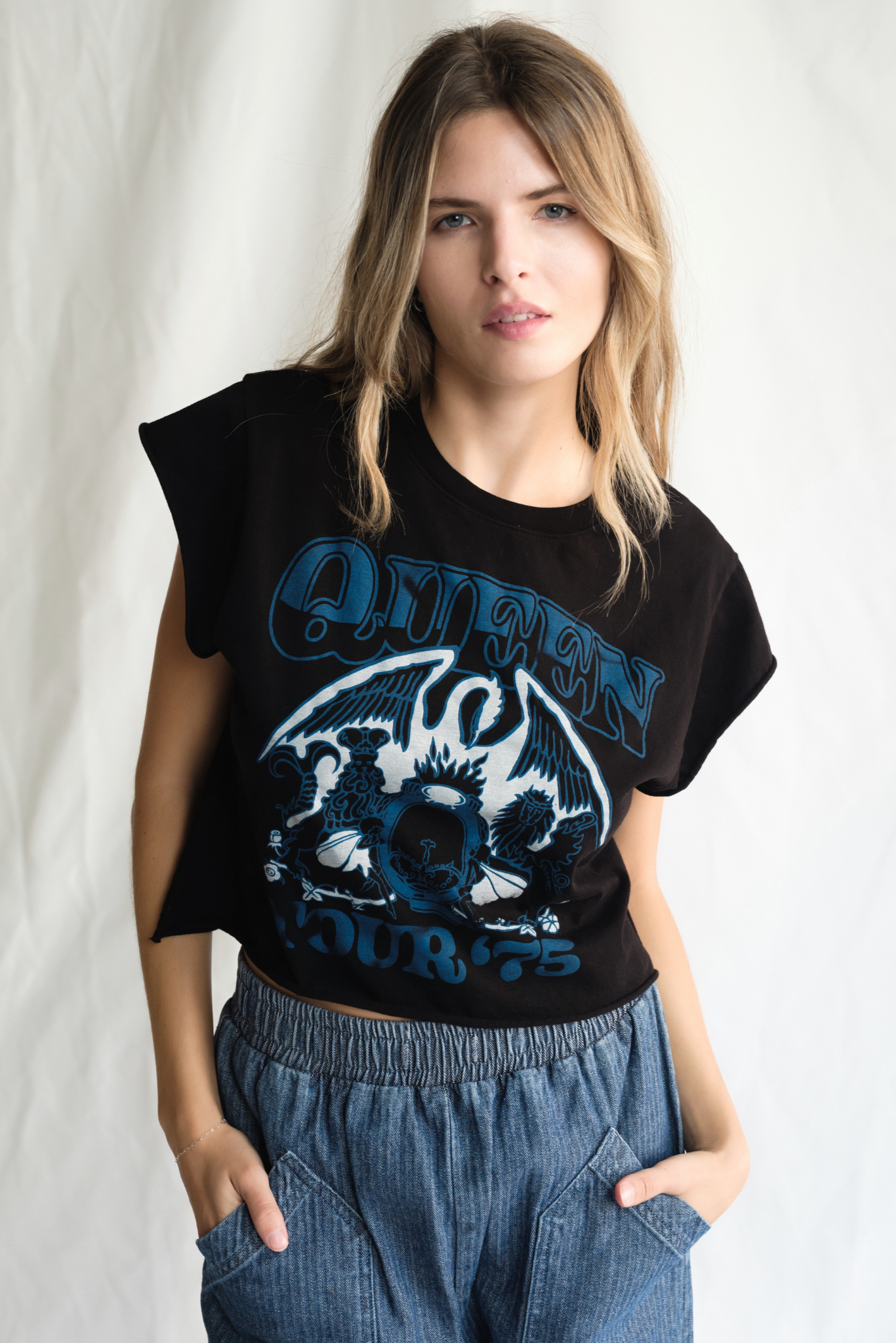 Queen Tour of 75 Top Womens T Shirt Black