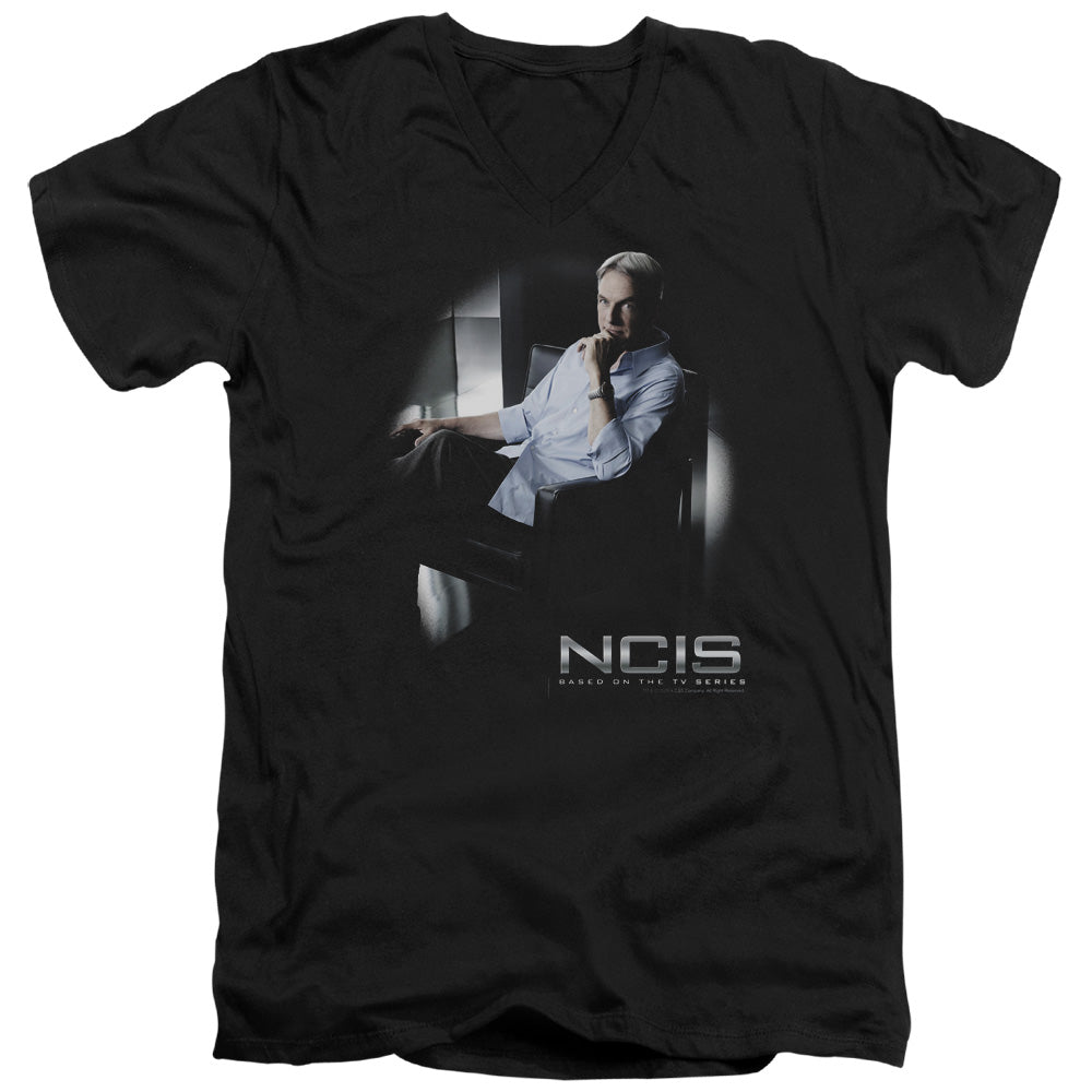 Ncis Gibbs Ponders Mens Slim Fit V-Neck T Shirt Black