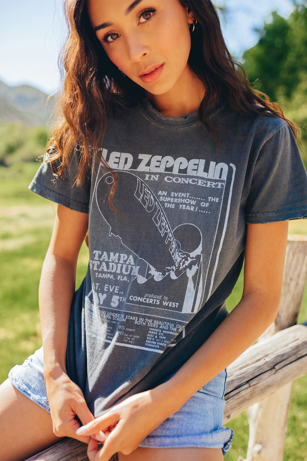 Led Zeppelin 1973 Sunkissed Tee Womens T Shirt Black