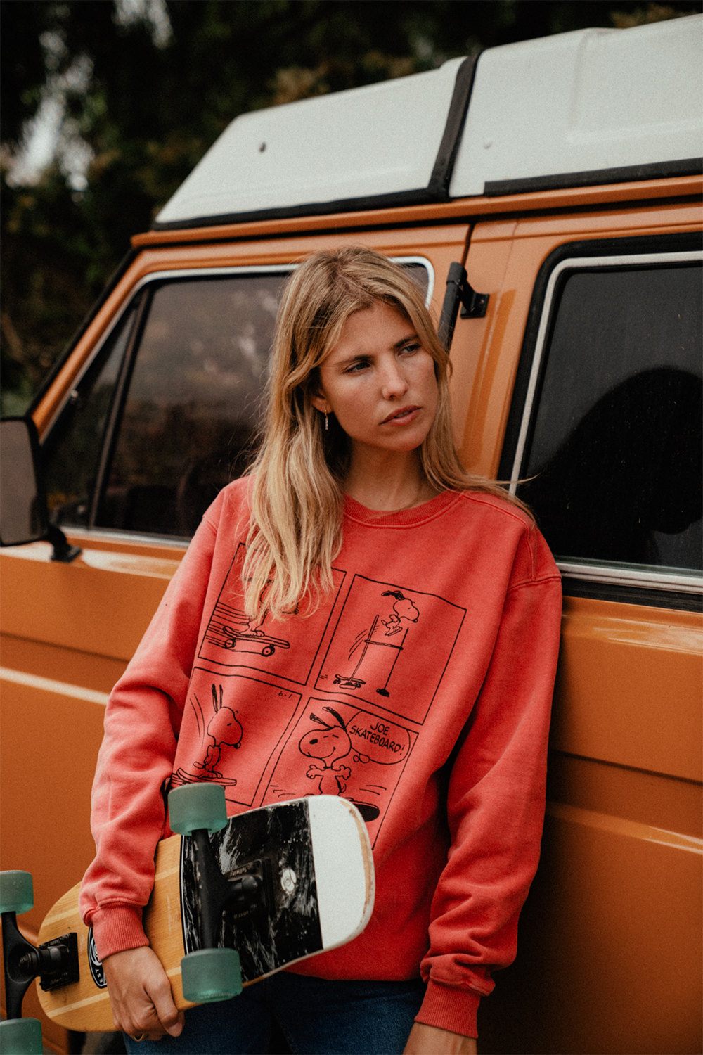 Peanuts Joe Cool Snoopy Womens Crewneck Sweatshirt Washed Red