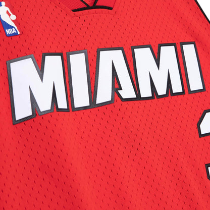 Miami Heat Alternate Dwyane Wade 2005-06 Swingman Jersey
