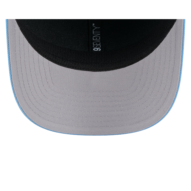 North Carolina Tar Heels - 9Seventy Wordmark Stretch-Snap Hat New Era