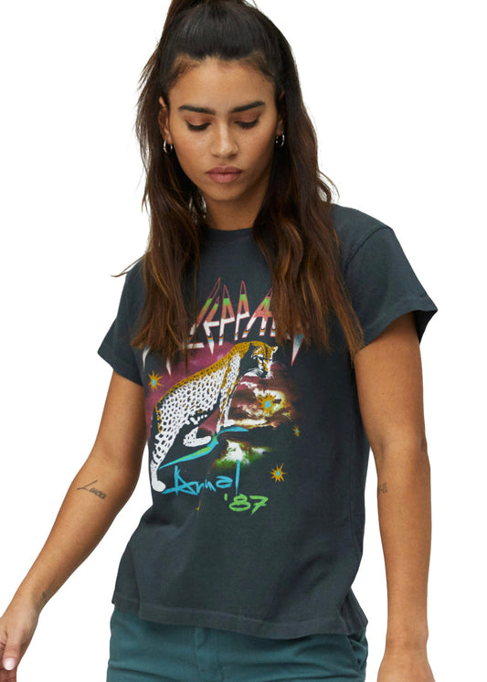 Def Leppard Animals '87 Tour Womens Tee T Shirt Black by Daydreamer LA